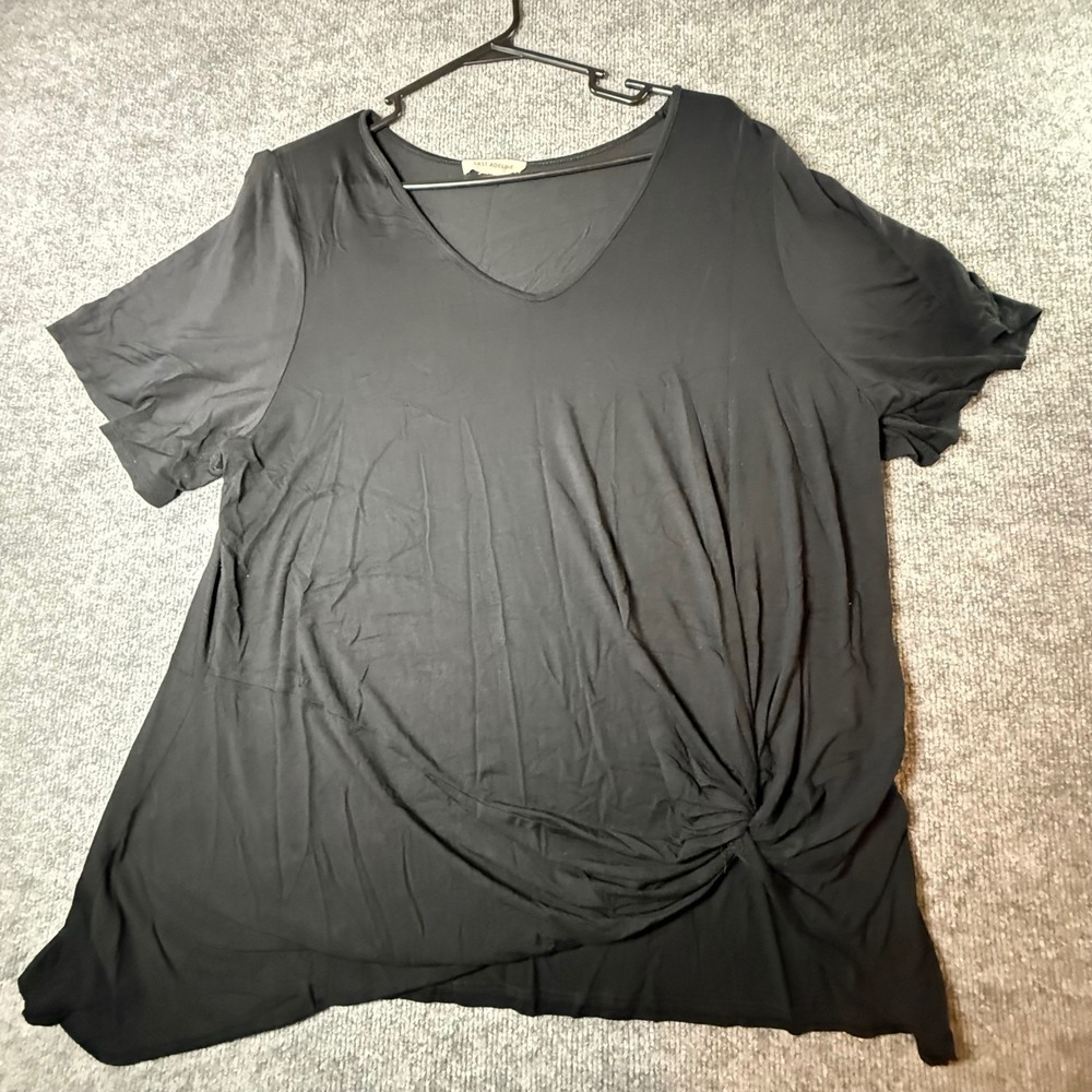 East Adeline Black V-Neck Side Knot Split Sleeve Top Plus Size 2X TB38813 USA
